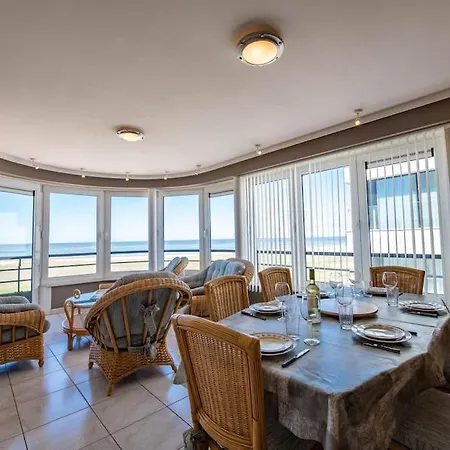 Apartament Uniek Panoramisch Zeezicht & Strandcabine Knokke-Heist